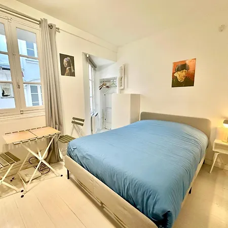 Comfortable Near Marais Aboukir Appartamento Parigi